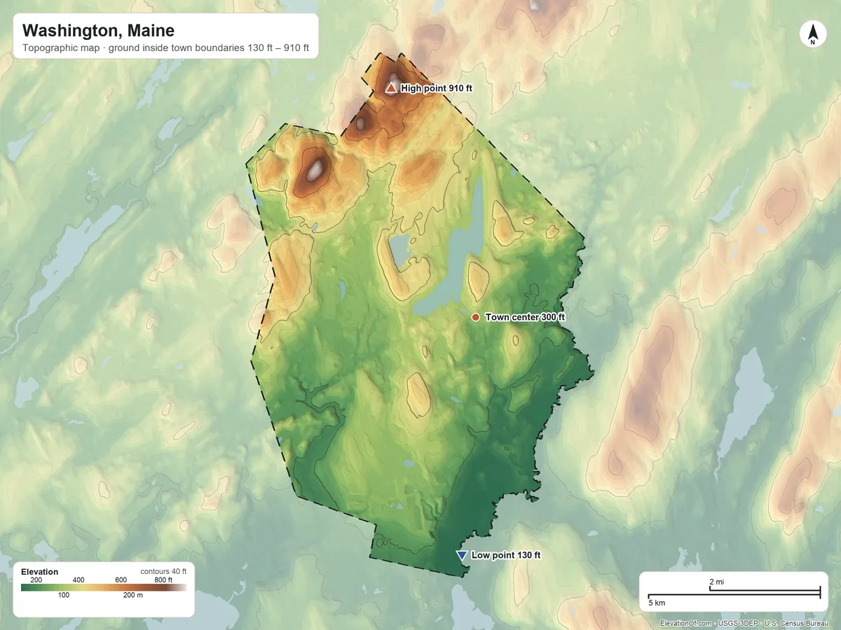 Topographic elevation map of Washington, Maine, shaded from 130 ft on the south side to 910 ft on the north side