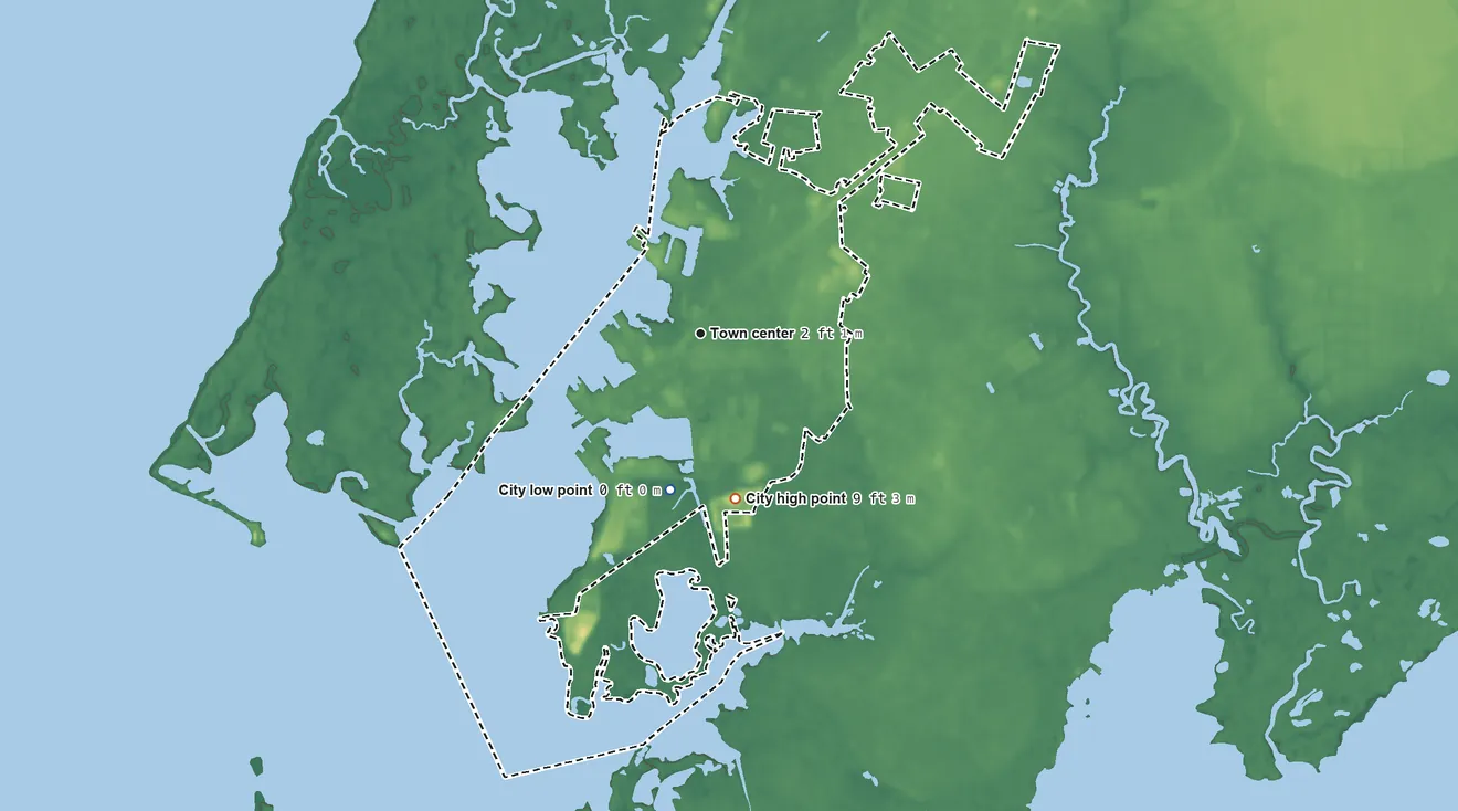Topographic elevation map of Crisfield, Maryland, shaded from sea level level on Somers Cove to 9 ft on the south side