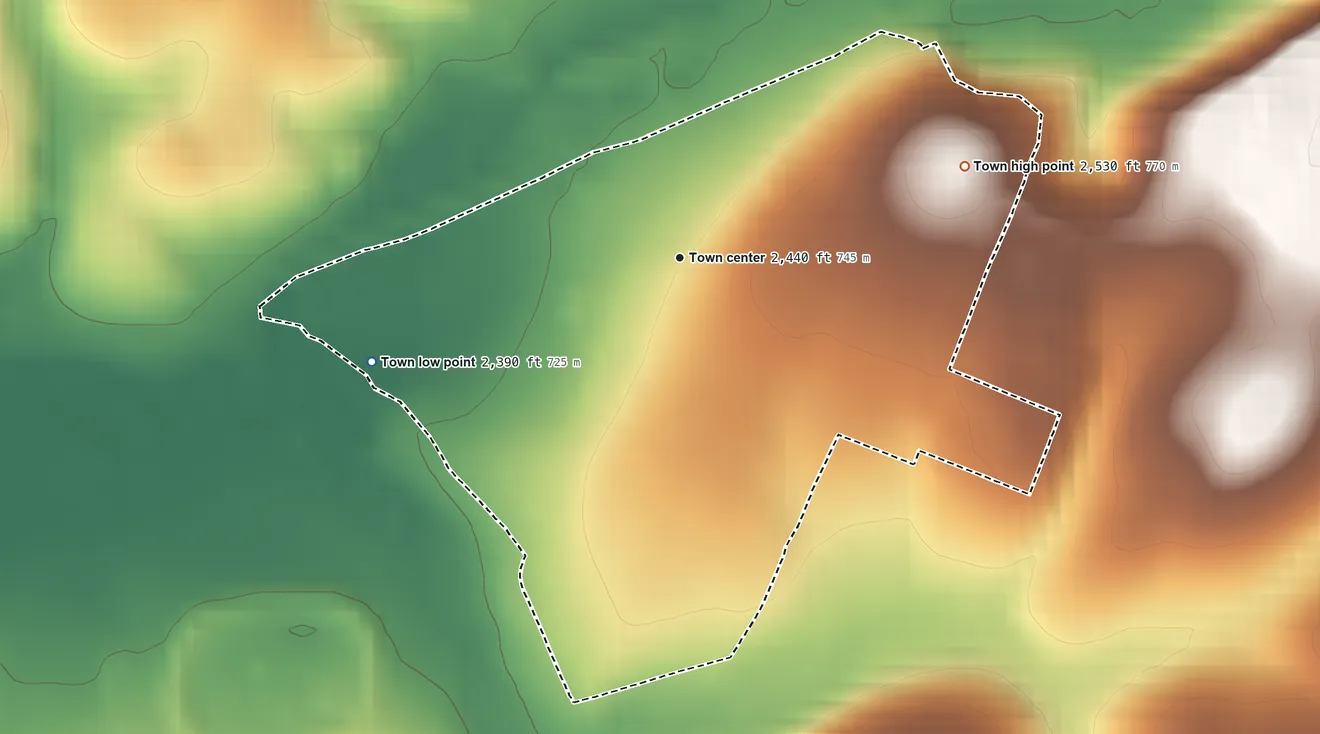Topographic elevation map of Loch Lynn Heights, Maryland, shaded from 2,390 ft on the west side to 2,530 ft on the east edge, below higher ground just outside