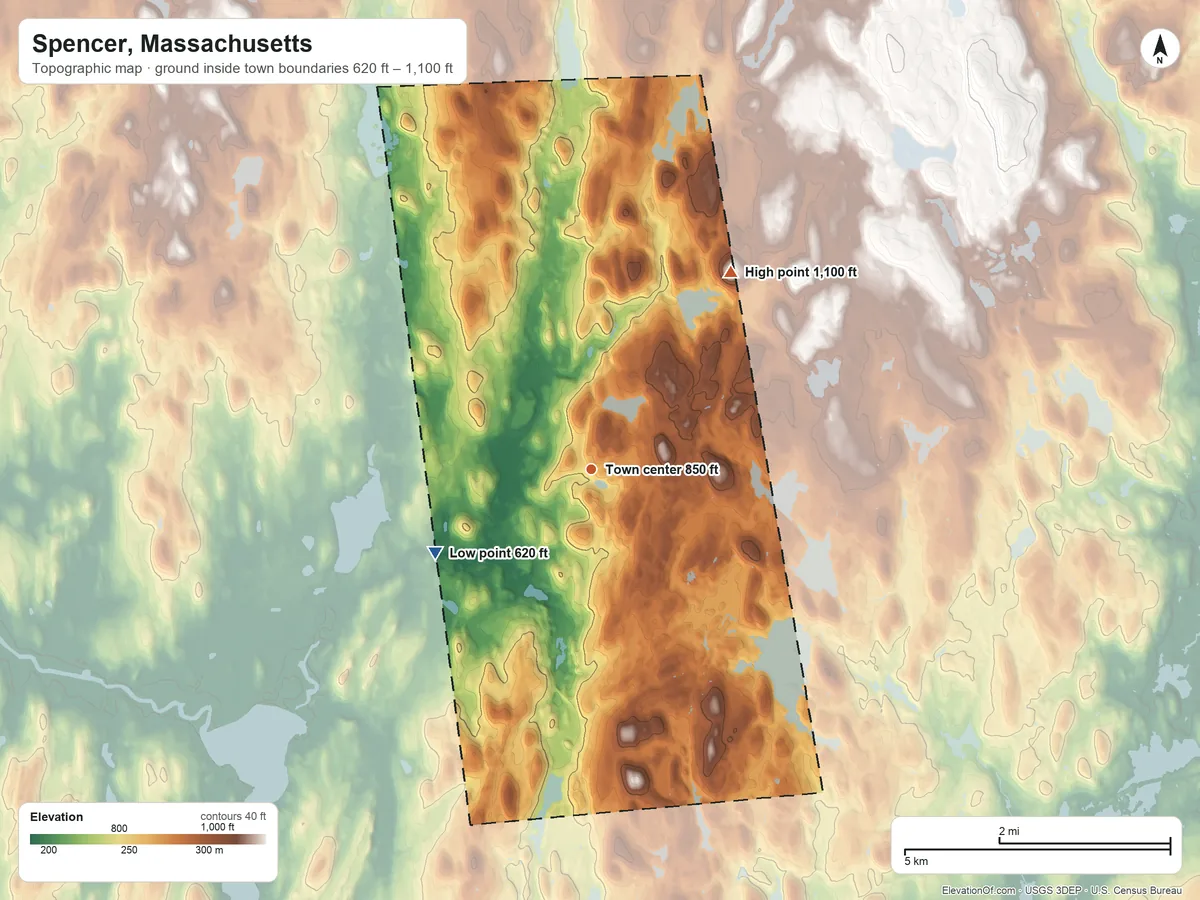 Topographic elevation map of Spencer, Massachusetts, shaded from 620 ft on the southwest side to 1,100 ft on Moose Hill