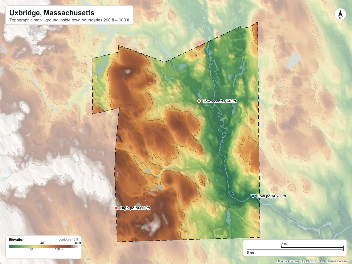 Topographic elevation map of Uxbridge, Massachusetts, shaded from 200 ft on the southeast side to 600 ft on the southwest side