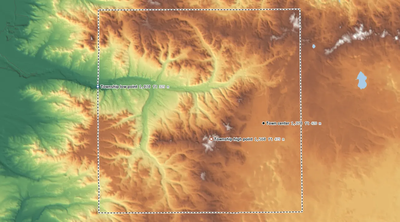Topographic elevation map of Boon Township, Michigan, shaded from 1,070 ft on the west side to 1,560 ft on the west side