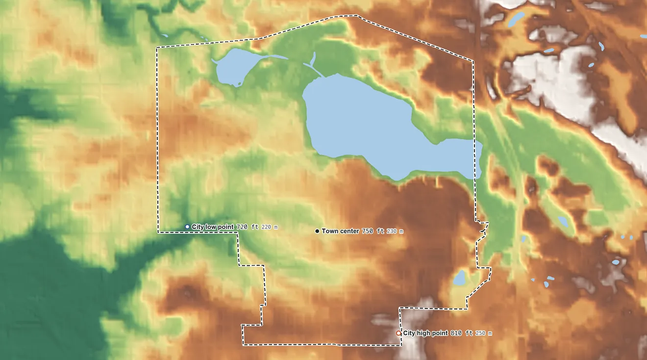 Topographic elevation map of East Grand Rapids, Michigan, shaded from 720 ft on the west side to 810 ft on the southeast side
