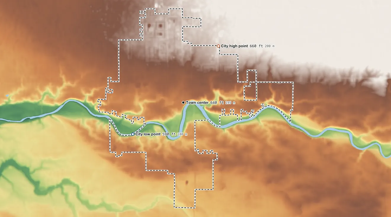 Topographic elevation map of Frankenmuth, Michigan, shaded from 590 ft on the southwest side to 660 ft on the northeast side