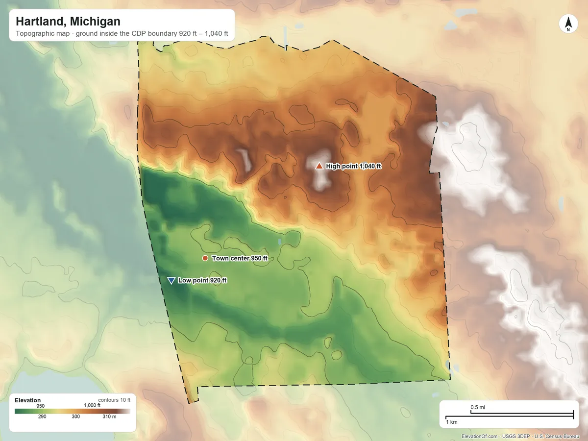 Topographic elevation map of Hartland, Michigan, shaded from 920 ft near the middle to 1,040 ft on the northeast side