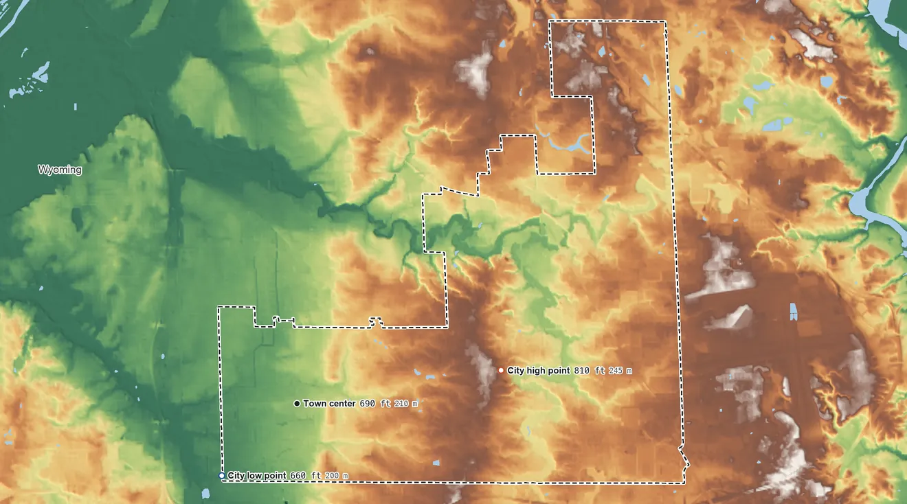 Topographic elevation map of Kentwood, Michigan, shaded from 660 ft on the southwest side to 810 ft on the east side