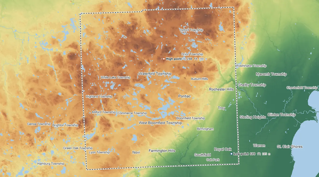 Topographic elevation map of Oakland County, Michigan, shaded from 600 ft on the southeast side to 1,280 ft on Pine Knob