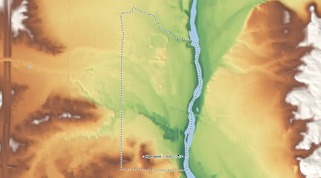 Topographic elevation map of Paris, Michigan, shaded from 910 ft near the middle to 1,040 ft on the west side