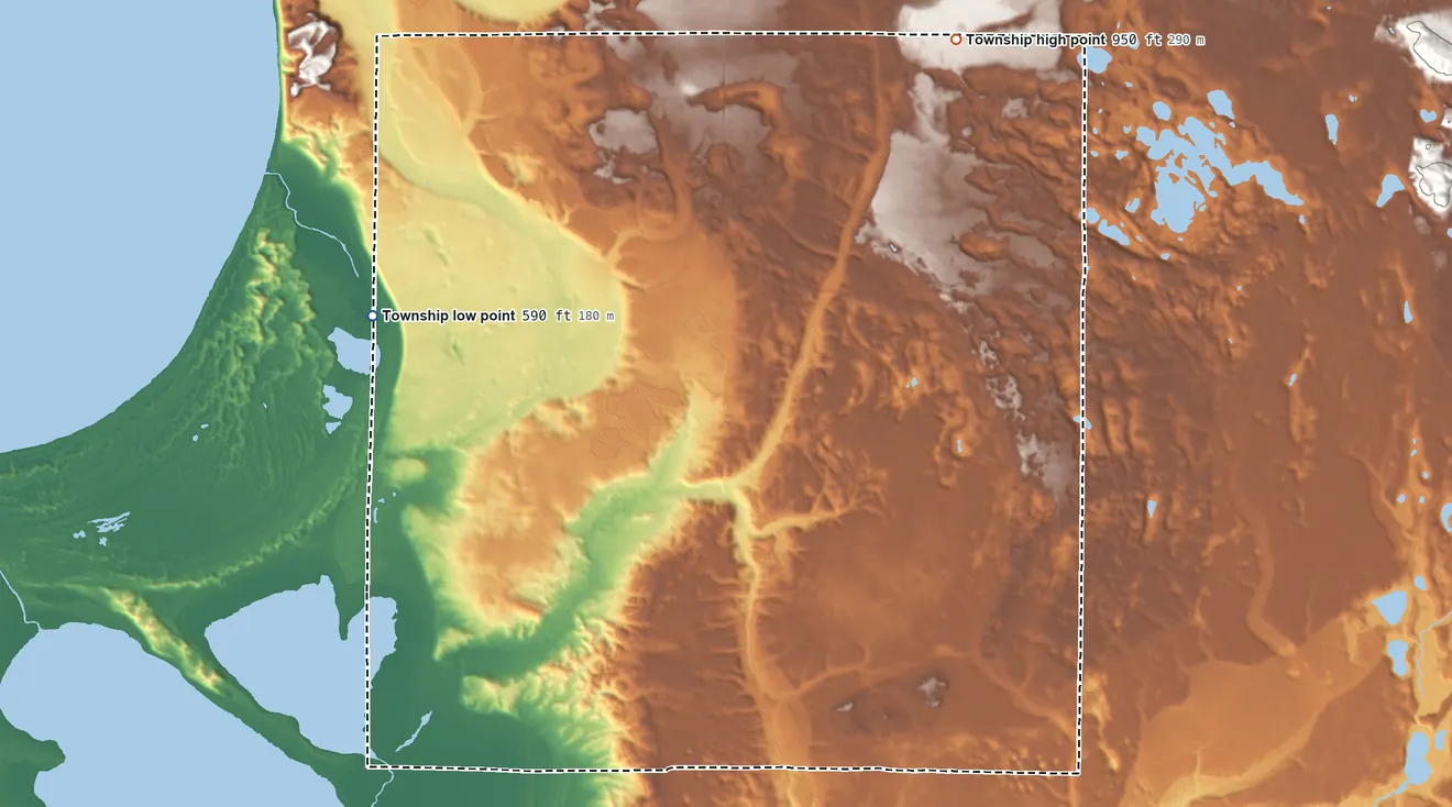 Topographic elevation map of Platte Township, Michigan, shaded from 590 ft on the west side to 950 ft on the northeast side