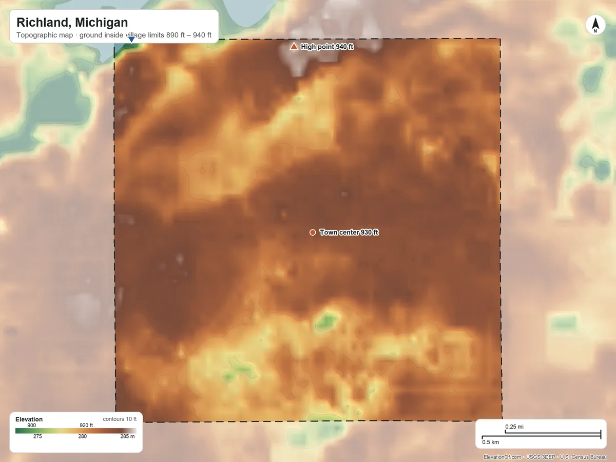 Topographic elevation map of Richland, Michigan, shaded from 890 ft on the northwest side to 940 ft on the north side