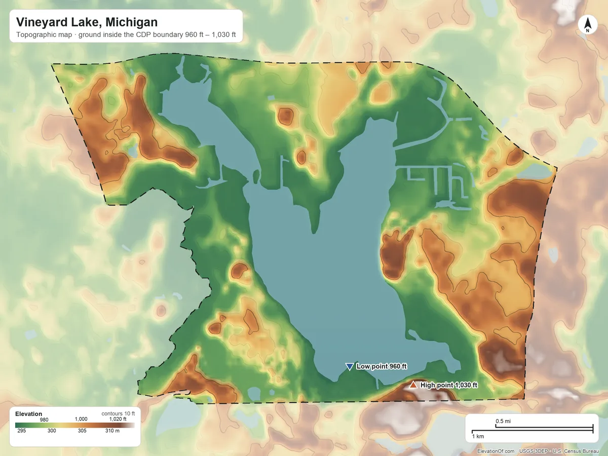 Topographic elevation map of Vineyard Lake, Michigan, shaded from 960 ft on the south side to 1,030 ft on the southeast side