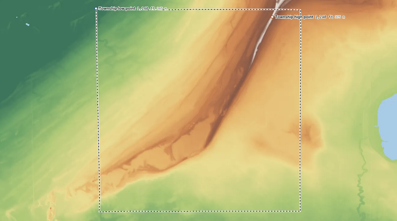 Topographic elevation map of Como Township, Minnesota, shaded from 1,140 ft on the northwest side to 1,240 ft on the northeast side