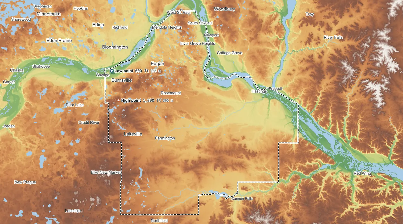 Topographic elevation map of Dakota County, Minnesota, shaded from 600 ft on the northwest side to 1,200 ft on Buck Hill