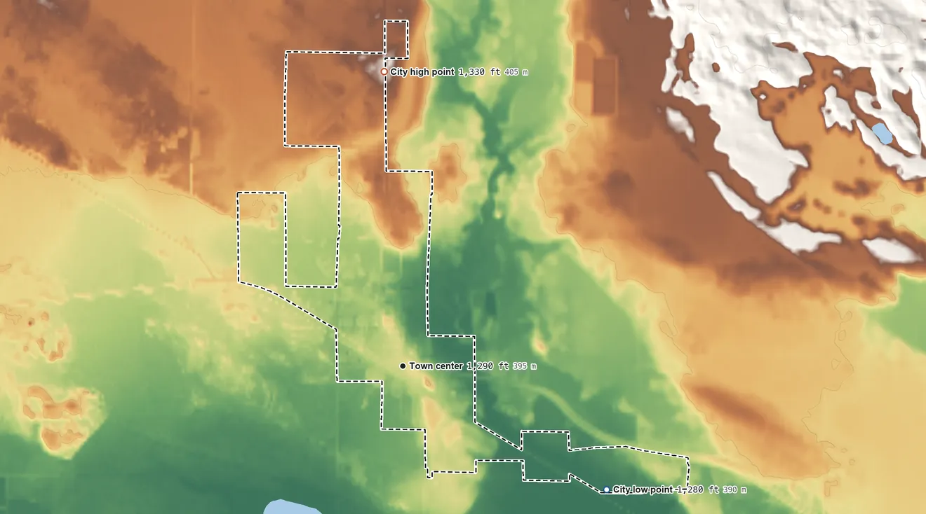 Topographic elevation map of Deer River, Minnesota, shaded from 1,280 ft on the southeast side to 1,330 ft on the north side