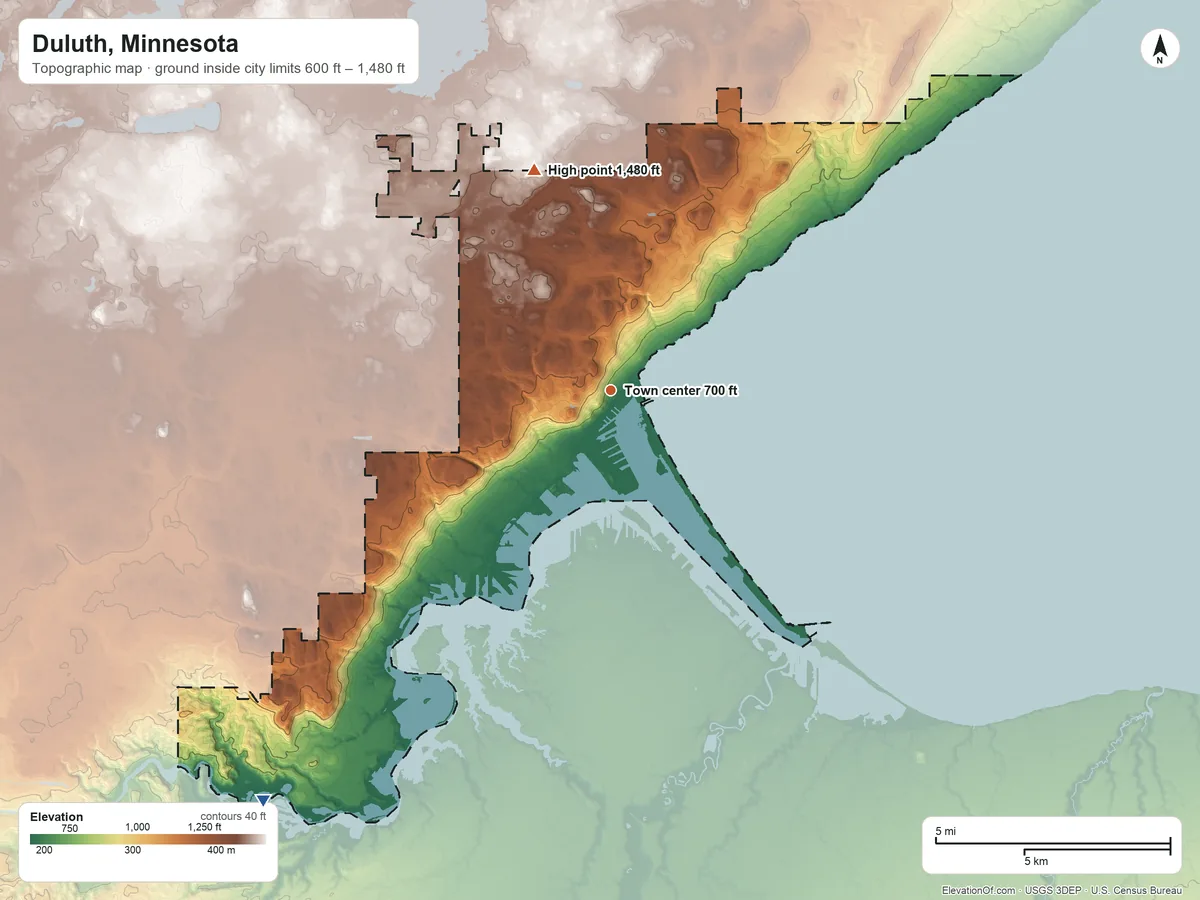 Topographic elevation map of Duluth, Minnesota, shaded from 600 ft on the southwest side to 1,480 ft on the north side