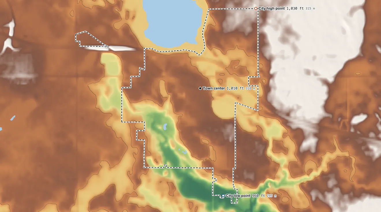Topographic elevation map of Eagle Lake, Minnesota, shaded from 960 ft on the south side to 1,030 ft on the northeast side