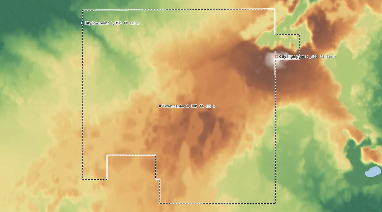 Topographic elevation map of Effie, Minnesota, shaded from 1,350 ft on the northwest side to 1,420 ft on the northeast side