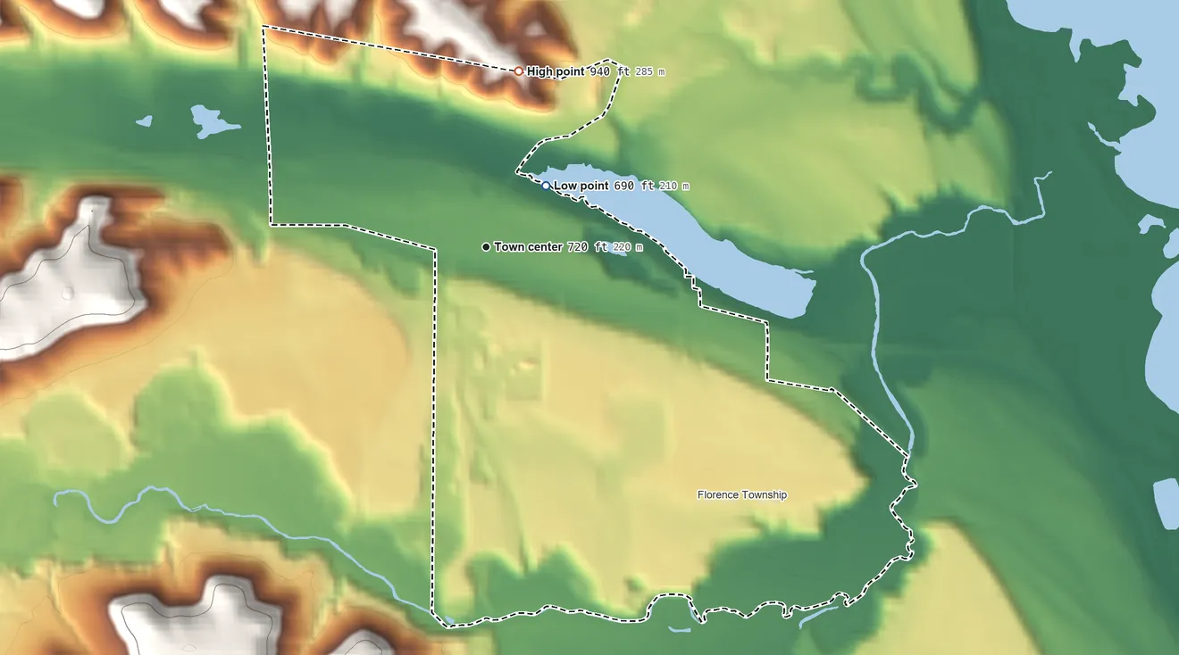 Topographic elevation map of Frontenac, Minnesota, shaded from 690 ft near the middle to 940 ft on the north side