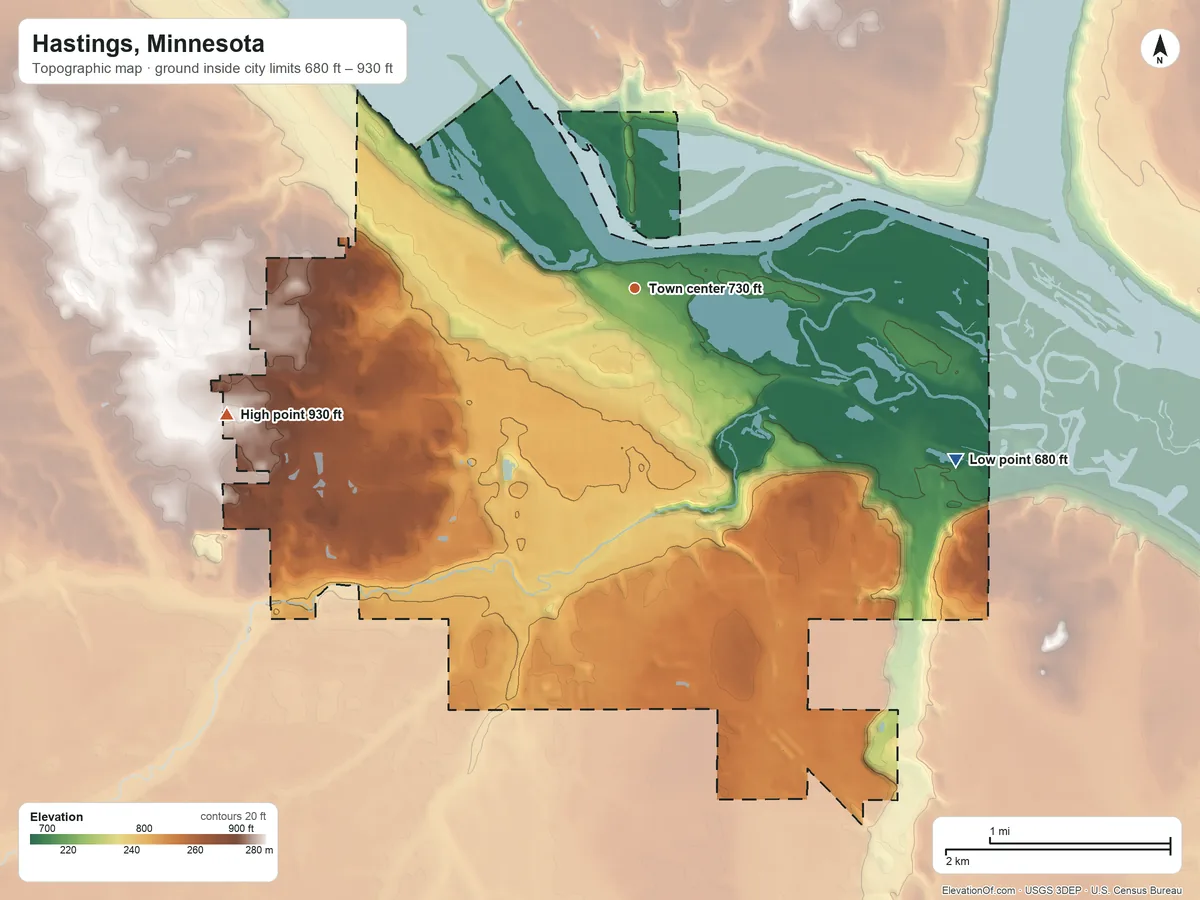 Topographic elevation map of Hastings, Minnesota, shaded from 680 ft on the southeast side to 930 ft on the west side