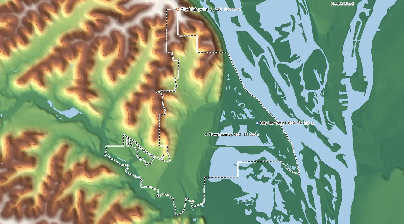 Topographic elevation map of La Crescent, Minnesota, shaded from 630 ft on the east side to 1,220 ft on the north side
