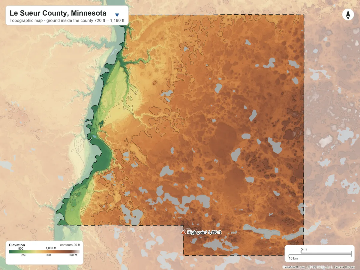 Topographic elevation map of Le Sueur County, Minnesota, shaded from 720 ft on the northwest side to 1,190 ft on the south side
