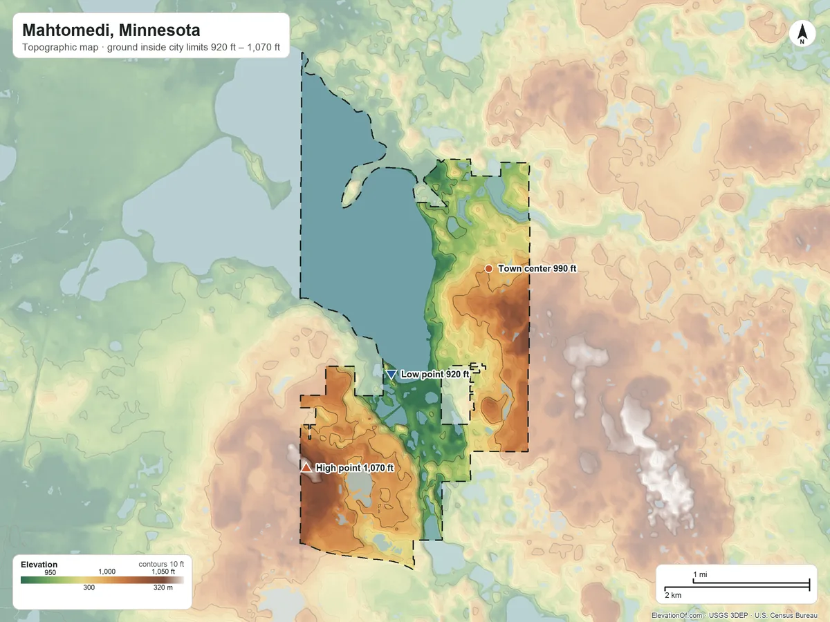 Topographic elevation map of Mahtomedi, Minnesota, shaded from 920 ft on the southwest side to 1,070 ft on the southwest side