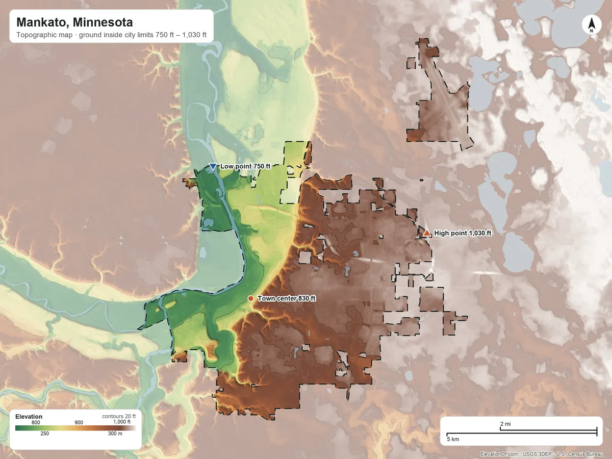 Topographic elevation map of Mankato, Minnesota, shaded from 750 ft on the north side to 1,030 ft on the east side
