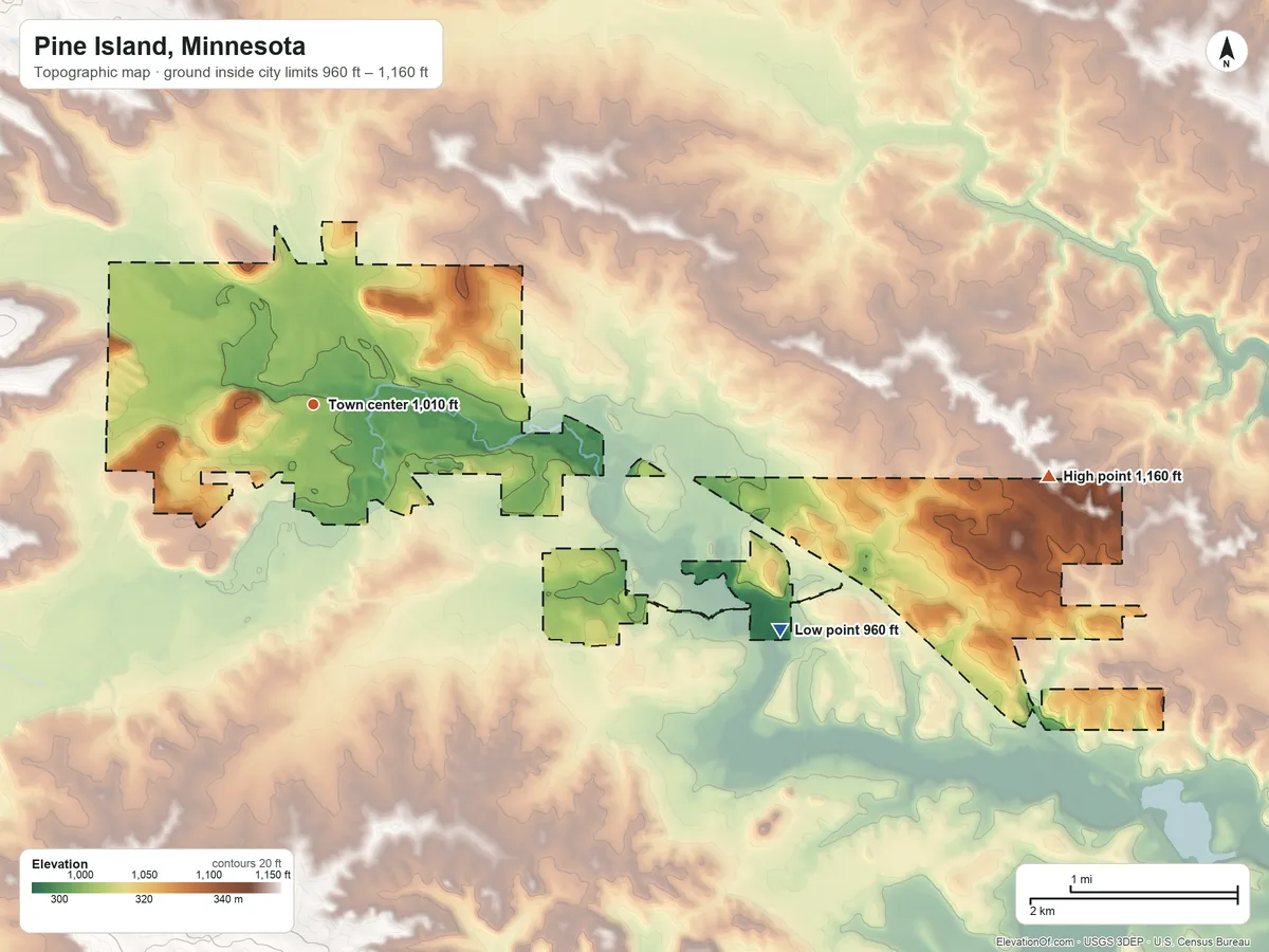 Topographic elevation map of Pine Island, Minnesota, shaded from 960 ft on the southeast side to 1,160 ft on the east side