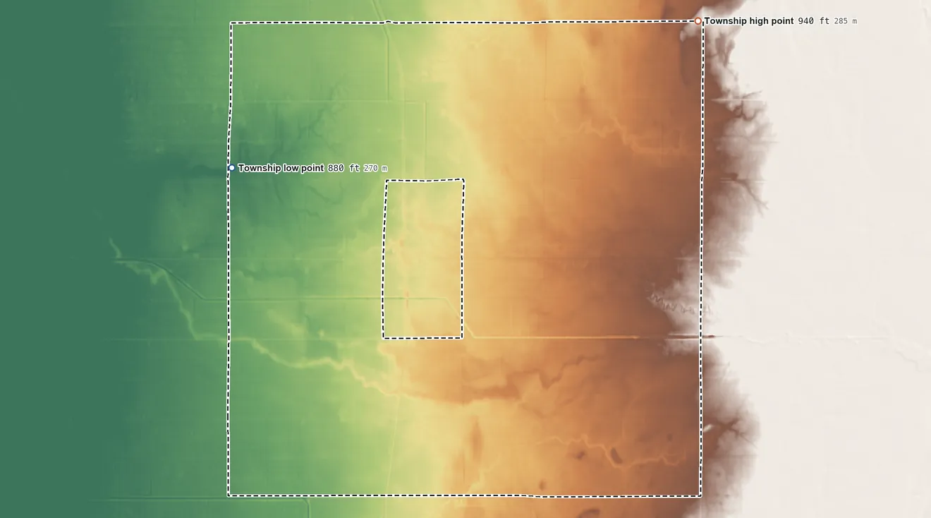 Topographic elevation map of Reis Township, Minnesota, shaded from 880 ft on the west side to 940 ft on the northeast side