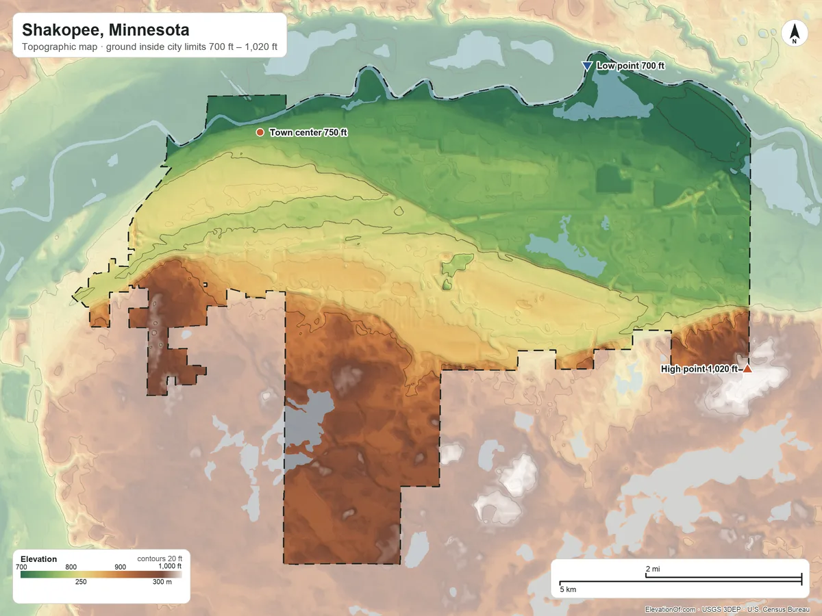 Topographic elevation map of Shakopee, Minnesota, shaded from 700 ft on the east side to 1,020 ft on the southeast side