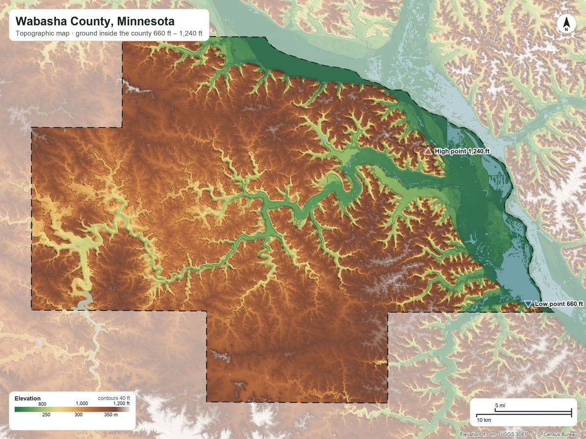 Topographic elevation map of Wabasha County, Minnesota, shaded from 660 ft on the east side to 1,240 ft on Greenfield Hill