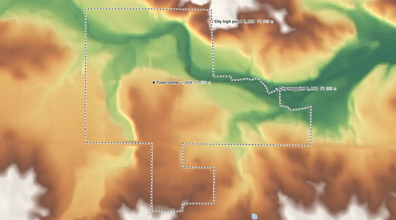 Topographic elevation map of Wanamingo, Minnesota, shaded from 1,000 ft on the east side to 1,120 ft on the northeast side