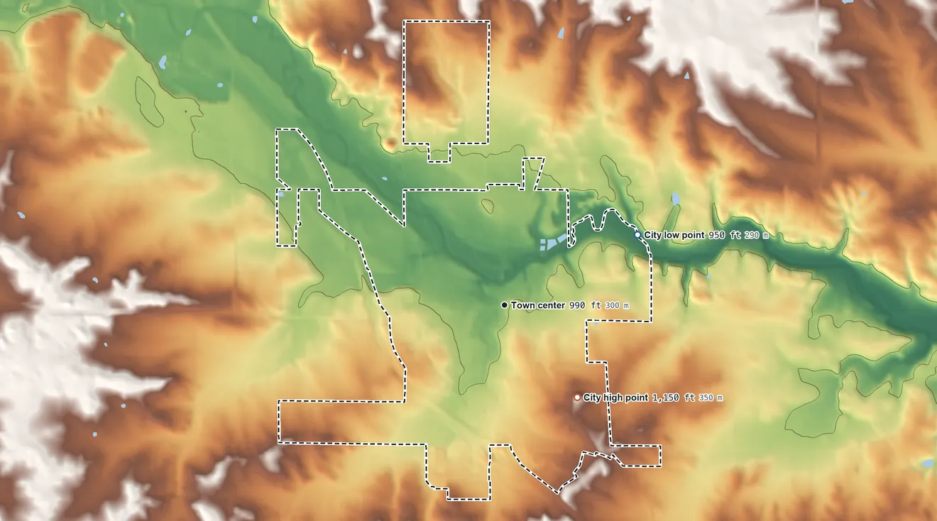 Topographic elevation map of Zumbrota, Minnesota, shaded from 950 ft on the northeast side to 1,150 ft on the southeast side
