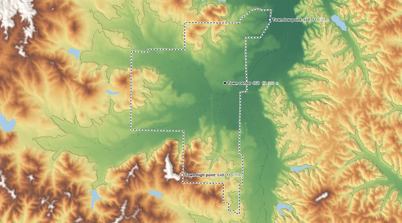 Topographic elevation map of Falkner, Mississippi, shaded from 440 ft on the northeast side to 640 ft on the southwest side