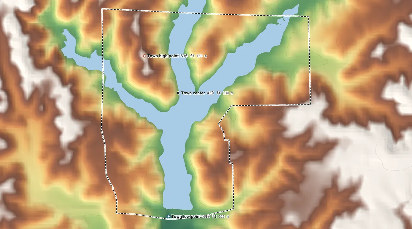Topographic elevation map of Snow Lake Shores, Mississippi, shaded from 410 ft on the south side to 530 ft on the northwest side