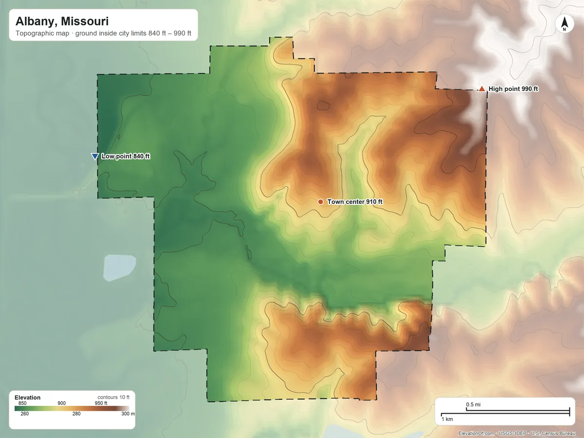 Topographic elevation map of Albany, Missouri, shaded from 840 ft on the west side to 990 ft on the northeast side