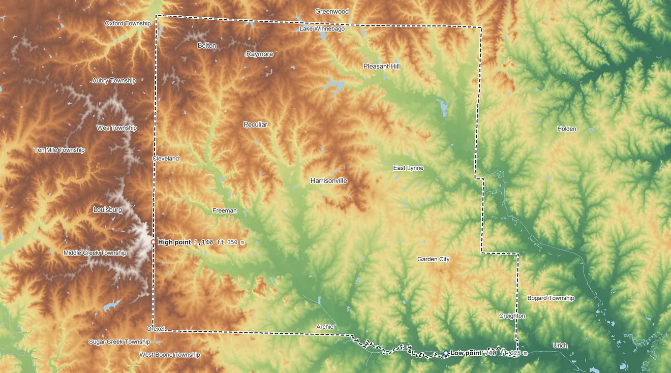 Topographic elevation map of Cass County, Missouri, shaded from 740 ft on the southeast side to 1,140 ft on the west side