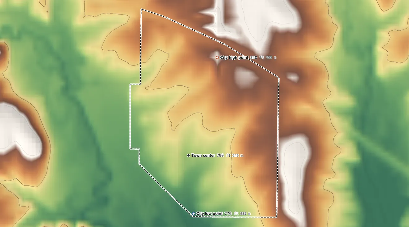 Topographic elevation map of Creighton, Missouri, shaded from 770 ft on the south side to 840 ft on the north side