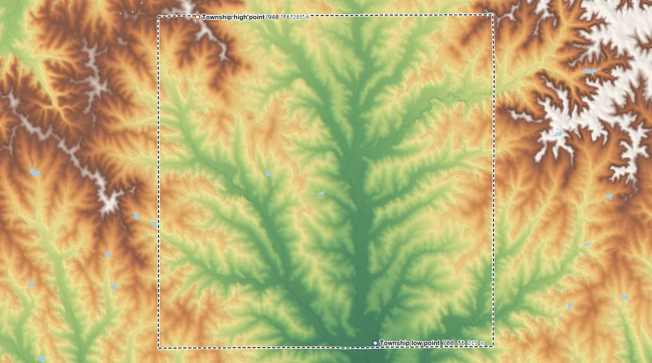 Topographic elevation map of Fairfield Township, Missouri, shaded from 700 ft on the southeast side to 940 ft on the northwest side