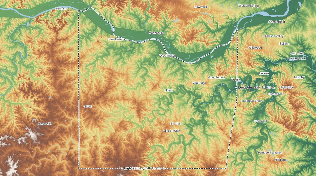 Topographic elevation map of Franklin County, Missouri, shaded from 430 ft on the east side to 1,050 ft on the southwest side