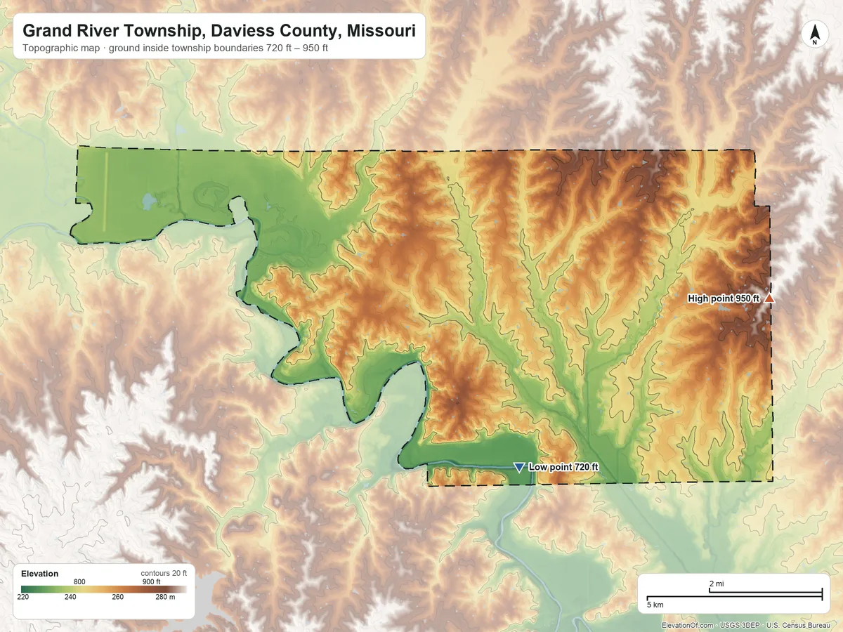 Topographic elevation map of Grand River Township, Daviess County, Missouri, shaded from 720 ft on the south side to 950 ft on the east side