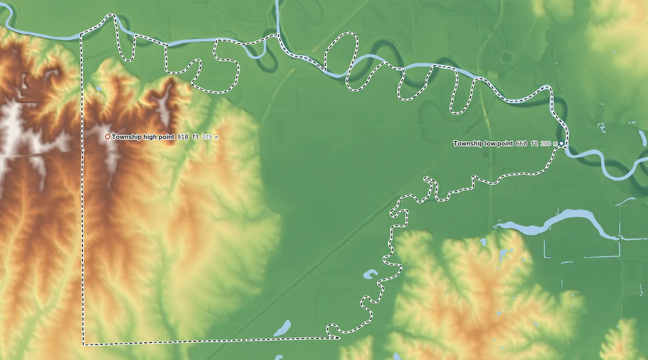 Topographic elevation map of Green Township, Missouri, shaded from 660 ft on the east side to 910 ft on the west side