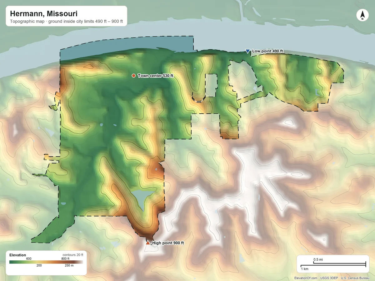 Topographic elevation map of Hermann, Missouri, shaded from 490 ft on the east side to 900 ft on the south side