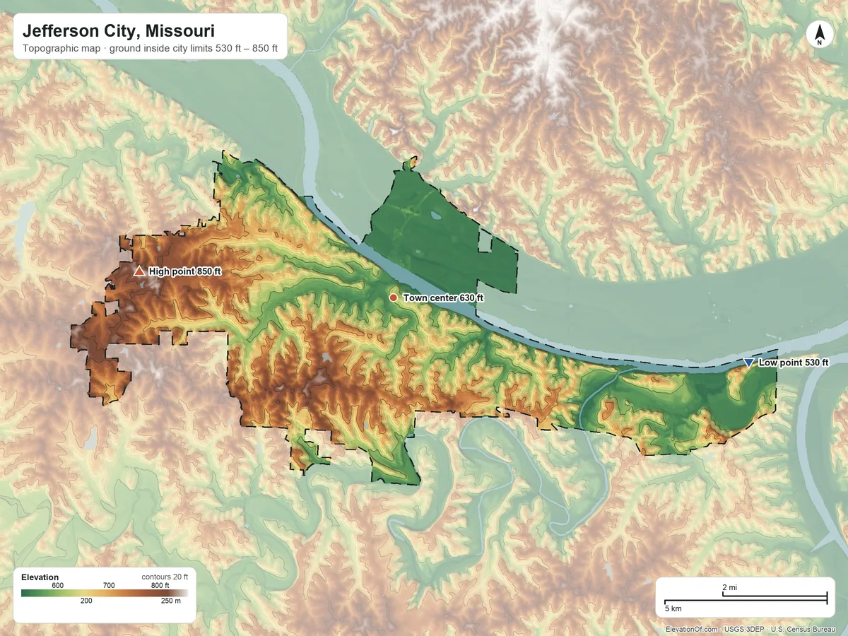 Topographic elevation map of Jefferson City, Missouri, shaded from 530 ft on the east side to 850 ft on the west side