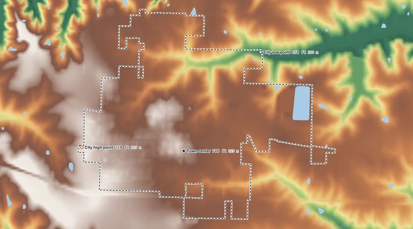 Topographic elevation map of Kahoka, Missouri, shaded from 650 ft on the northeast side to 710 ft on the west side