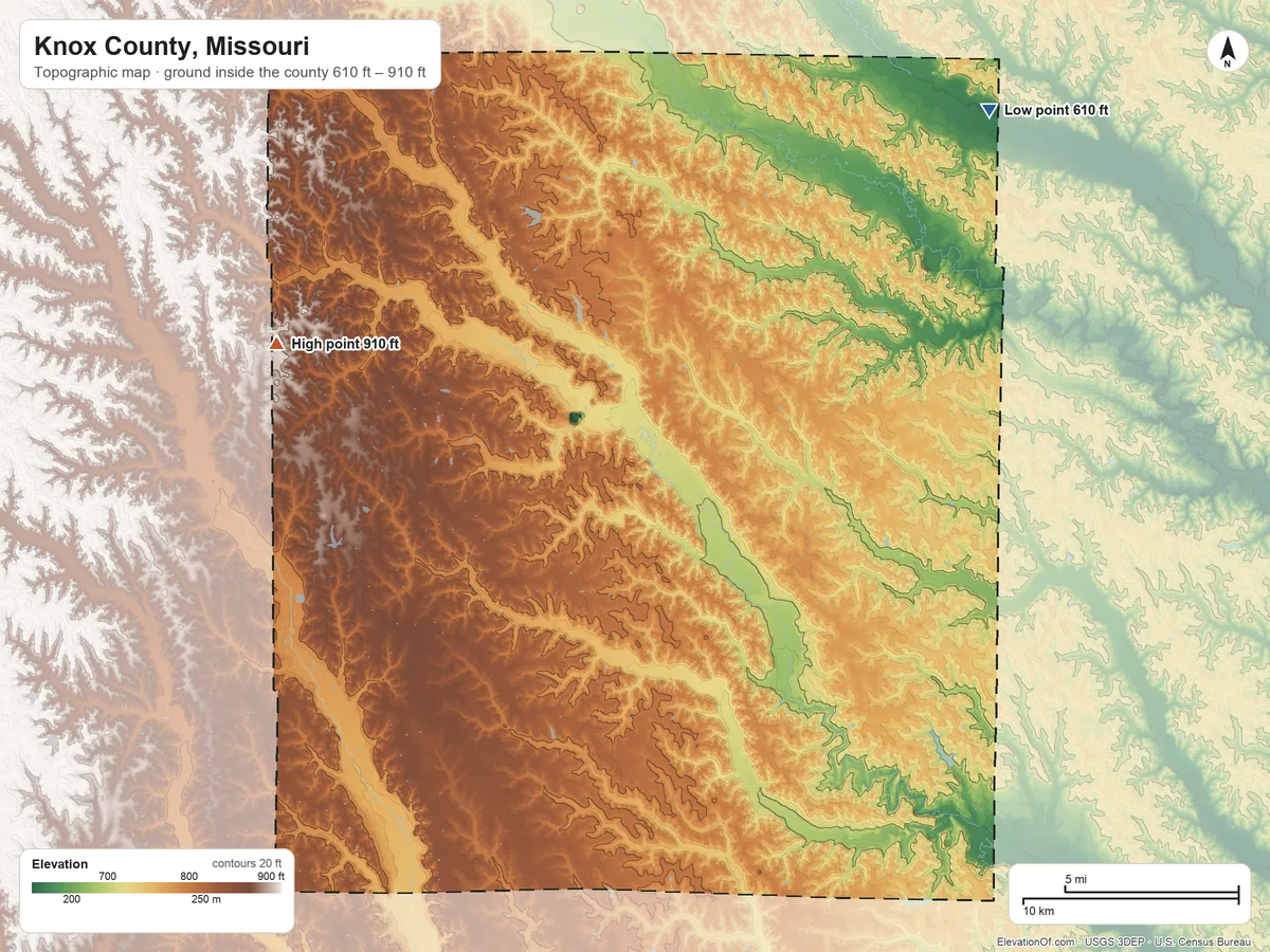 Topographic elevation map of Knox County, Missouri, shaded from 610 ft on the northeast side to 910 ft on the west side