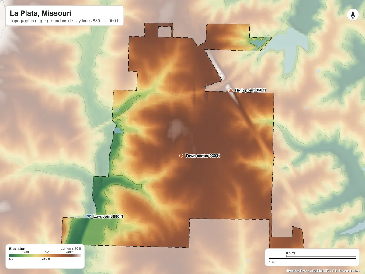 Topographic elevation map of La Plata, Missouri, shaded from 880 ft on the southwest side to 950 ft on the northeast side