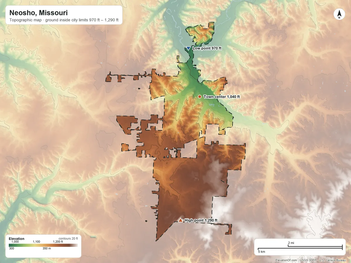 Topographic elevation map of Neosho, Missouri, shaded from 970 ft on the north side to 1,290 ft on the south side