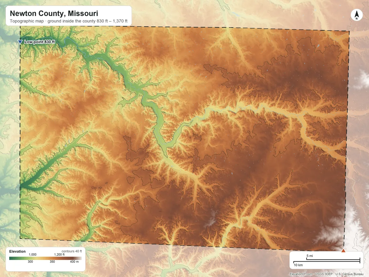 Topographic elevation map of Newton County, Missouri, shaded from 830 ft on the northwest side to 1,370 ft on the southeast side