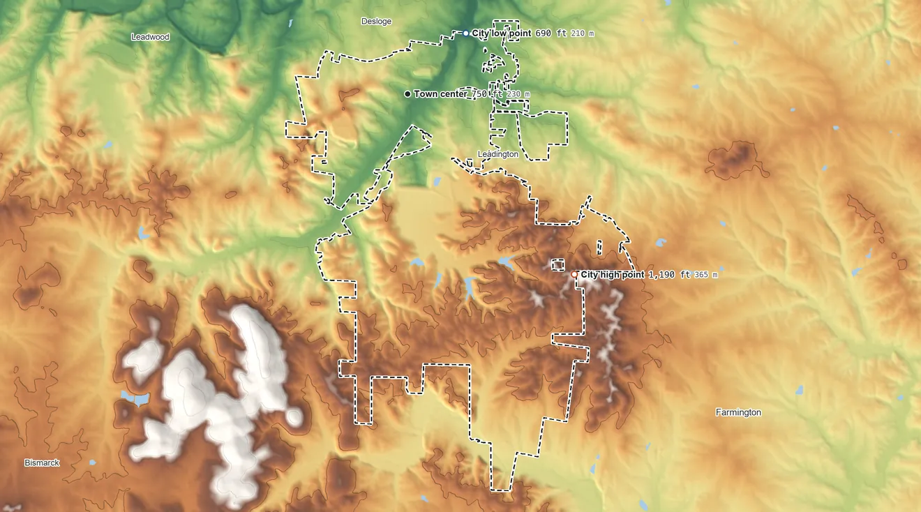 Topographic elevation map of Park Hills, Missouri, shaded from 690 ft on the northeast side to 1,190 ft on the southeast side